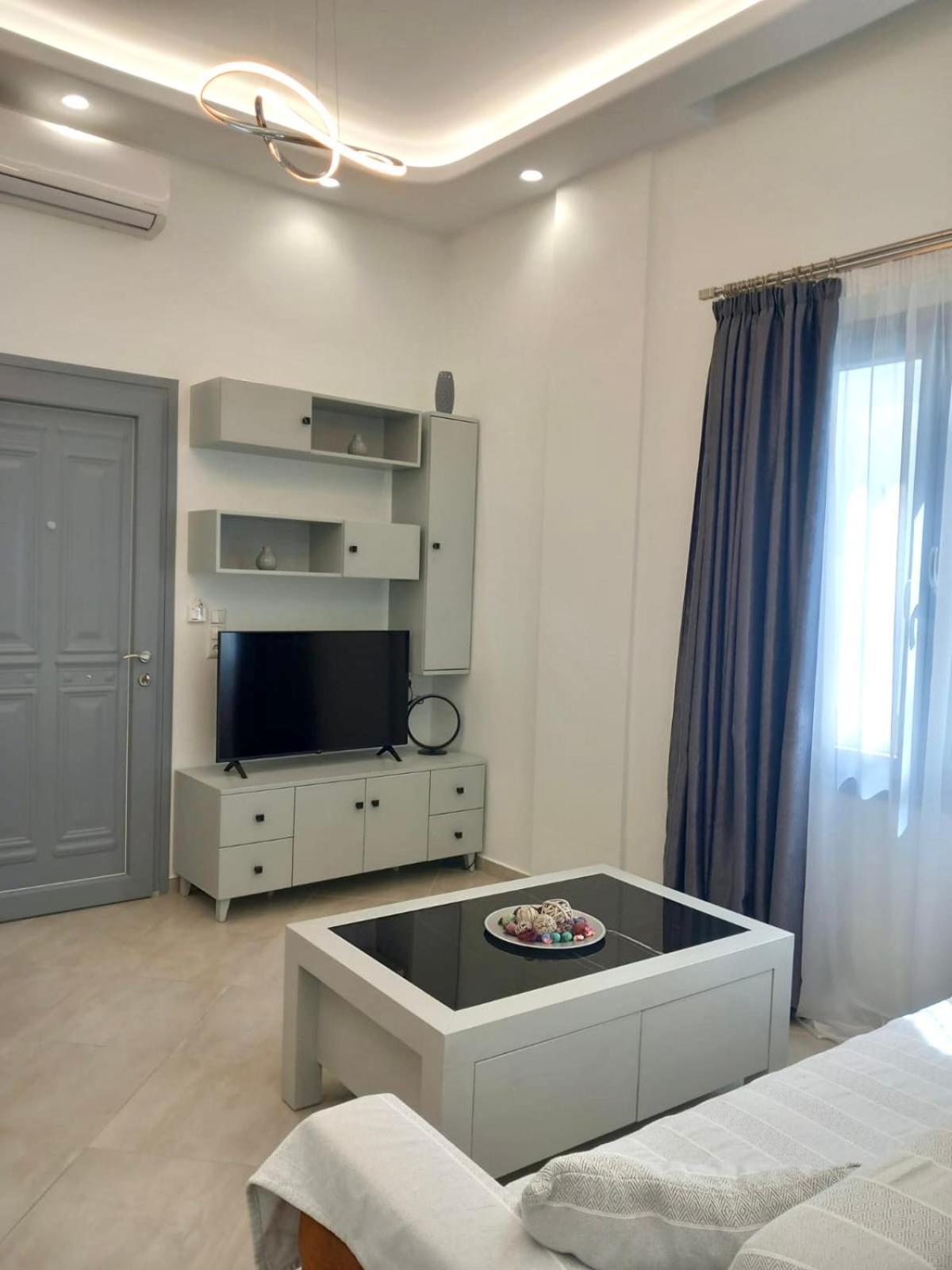 Apartment In The Centre For 4 People Naxos City Esterno foto
